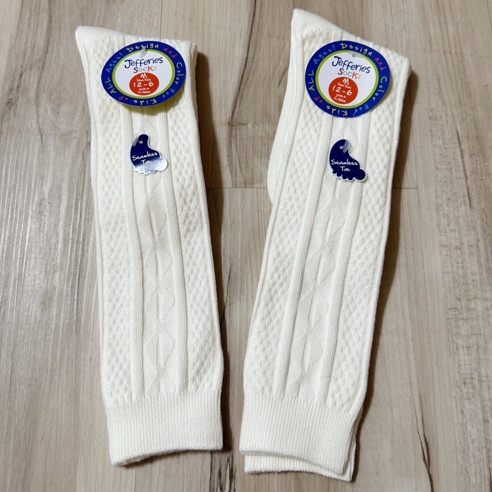 NWT Jefferies Cable‎ Knit Knee Socks
